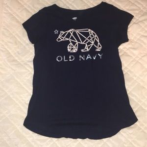Old navy tee